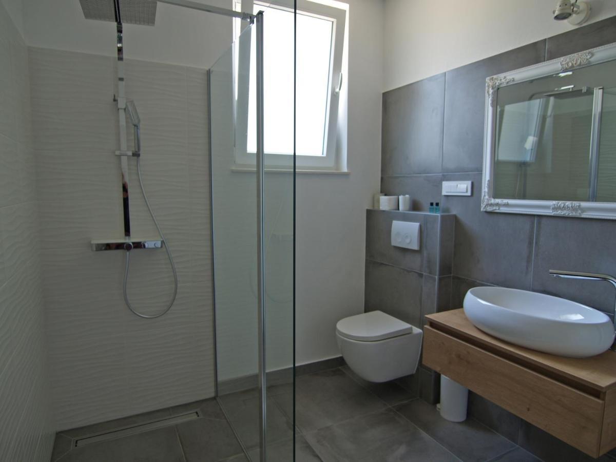 Villa Papalina 3 Barbat na Rabu エクステリア 写真