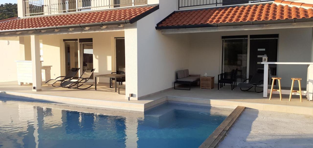 Villa Papalina 3 Barbat na Rabu エクステリア 写真